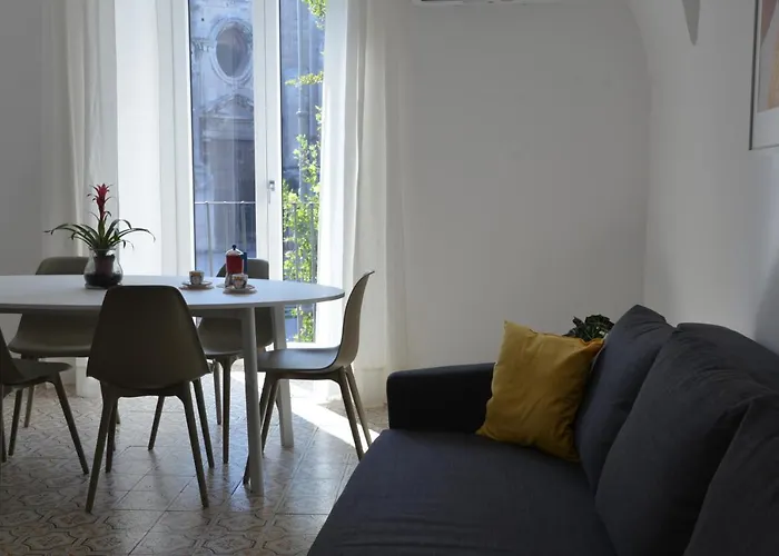 Casa Dante Κατάνια