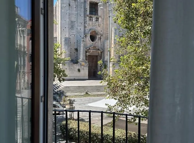 Casa Dante Κατάνια